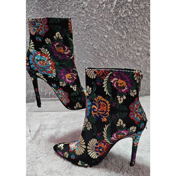 Just Fabulous Asian Floral Brocade Stilletto‎ Ankle Boots Bootie Shoes 6.5 - Picture 1 of 7
